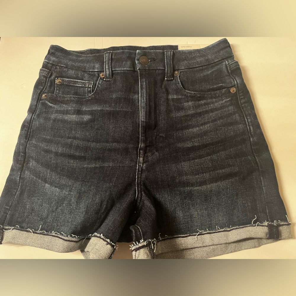 American Eagle Super Stretch Jean Short Sz 8. New w/ tags